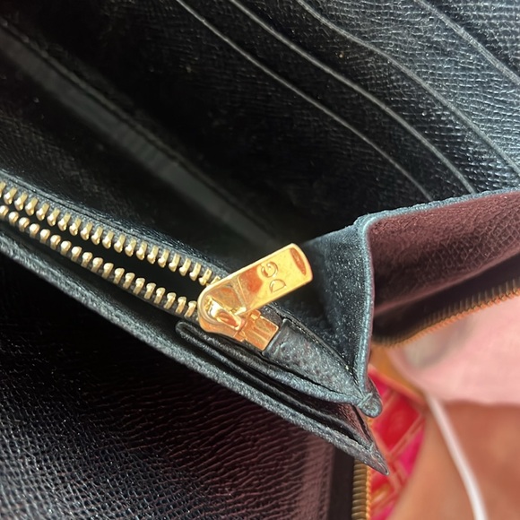 Dolce & Gabbana Black Agenda/Wallet - Picture 11 of 12